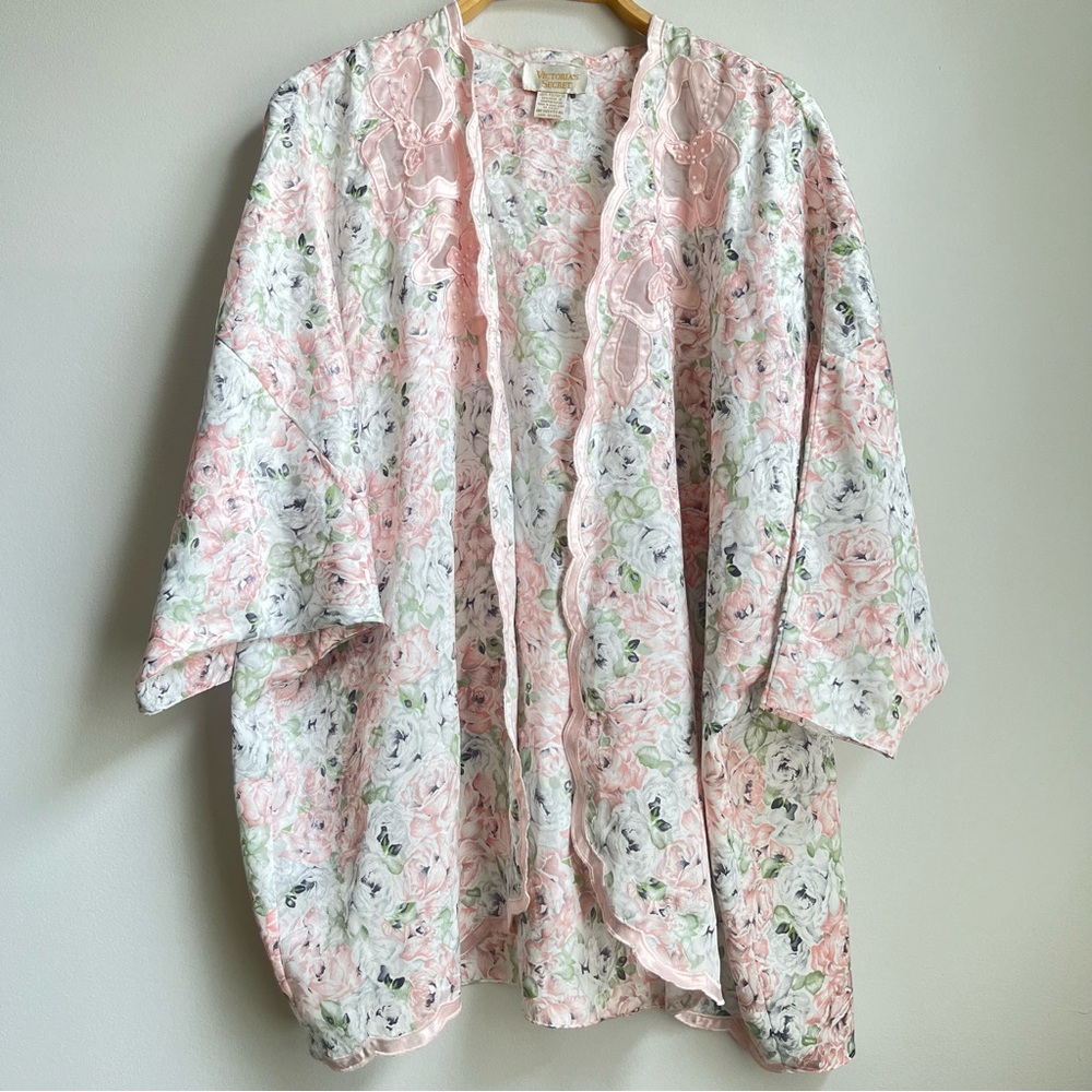 Vintage Victoria’s Secret Robe Embroidered Flowers Beads Pink Kimono Gold Label - Picture 2 of 4